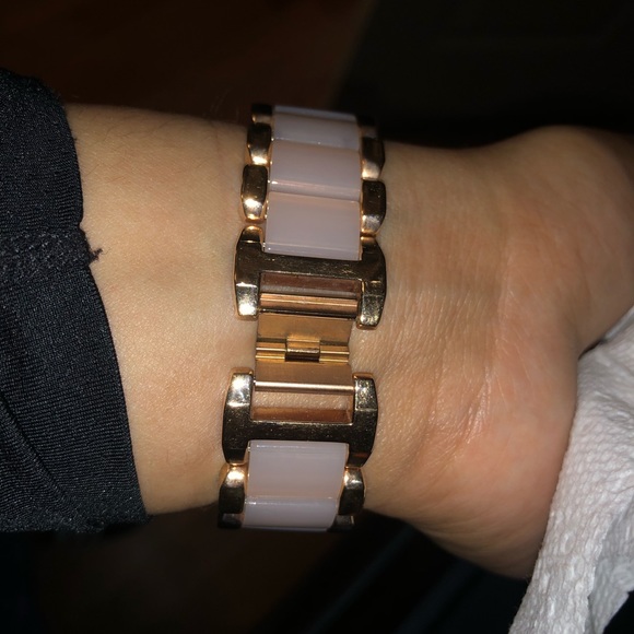 Michael Kors “MK” round faced watch style MK4324⌚️ - Picture 5 of 14